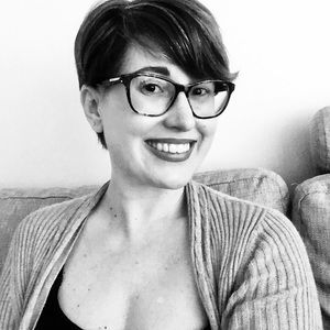 Meet your Posher, Alicia